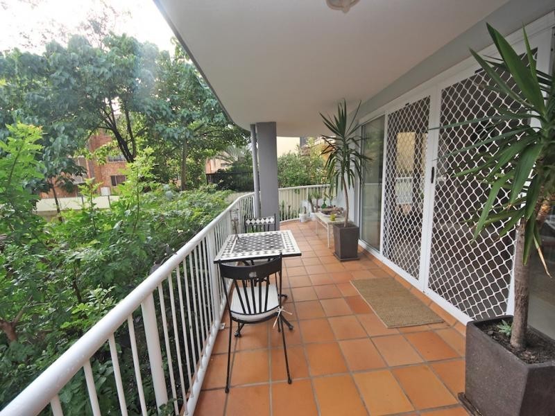 39-41 Sunbrite Ave, Mermaid Beach QLD 4218