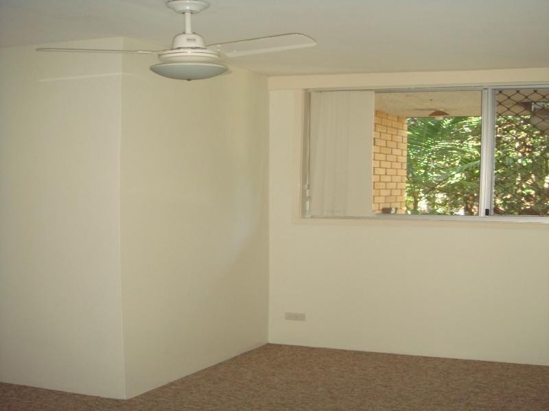 3/34 Genoa Street, Surfers Paradise QLD 4217