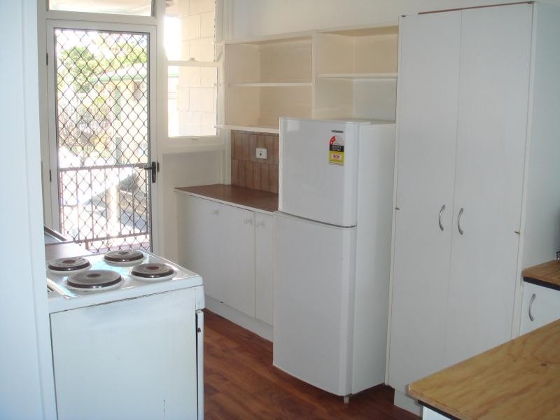 5/8 Elizabeth Avenue, Broadbeach QLD 4218