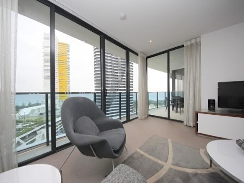 21305/4 Charles ave, Broadbeach QLD 4218