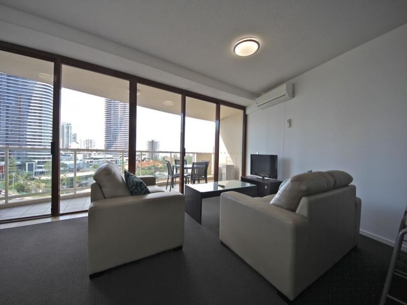 1011/42 Surf Parade, Broadbeach QLD 4218