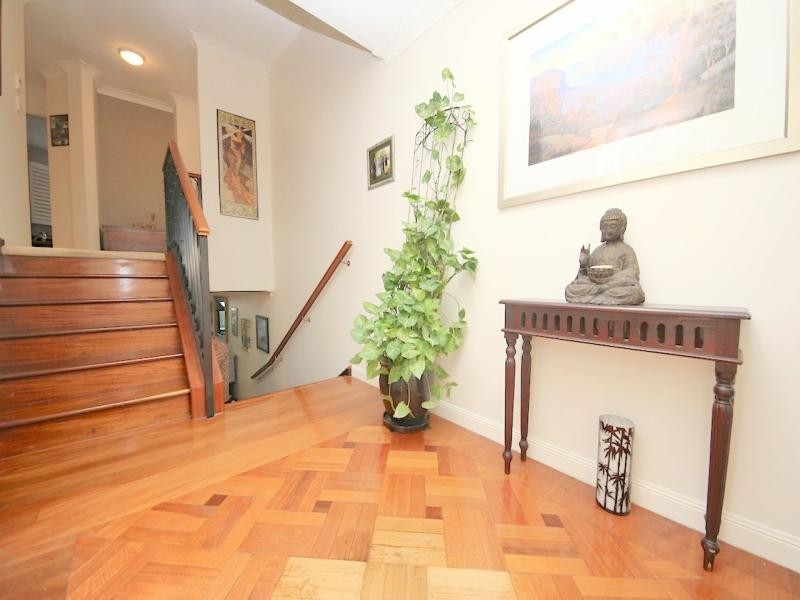 Apollo 9/100 Adelphi Springs, Cottlew Street East, Benowa QLD 4217