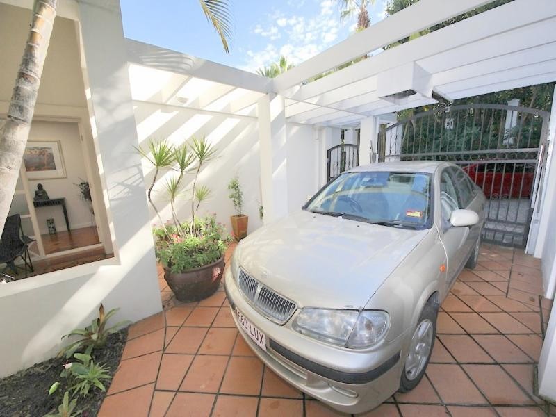 Apollo 9/100 Adelphi Springs, Cottlew Street East, Benowa QLD 4217