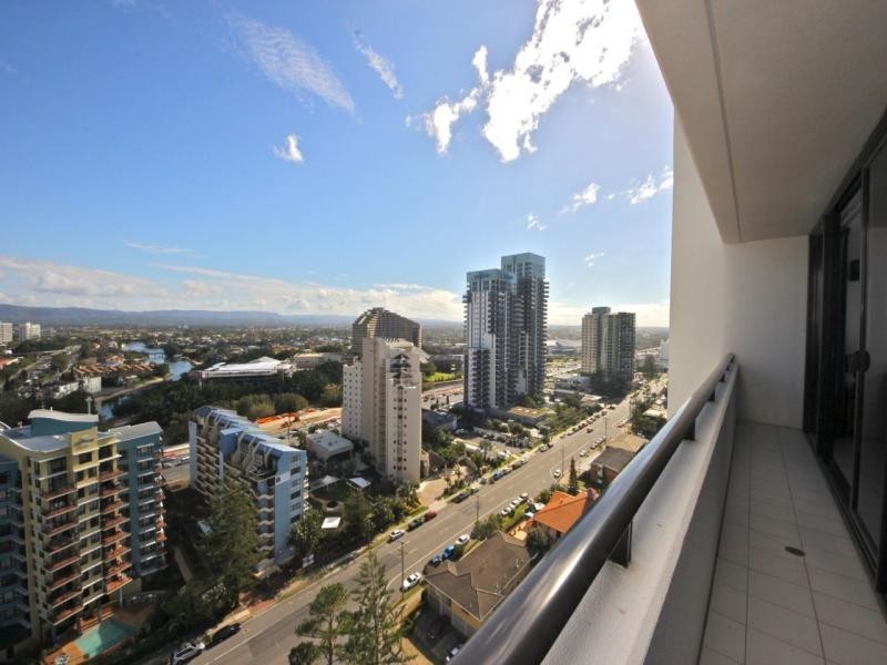 14 George Avenue, Broadbeach QLD 4218