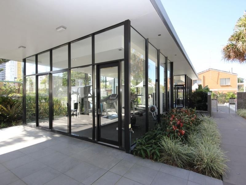 14 George Avenue, Broadbeach QLD 4218