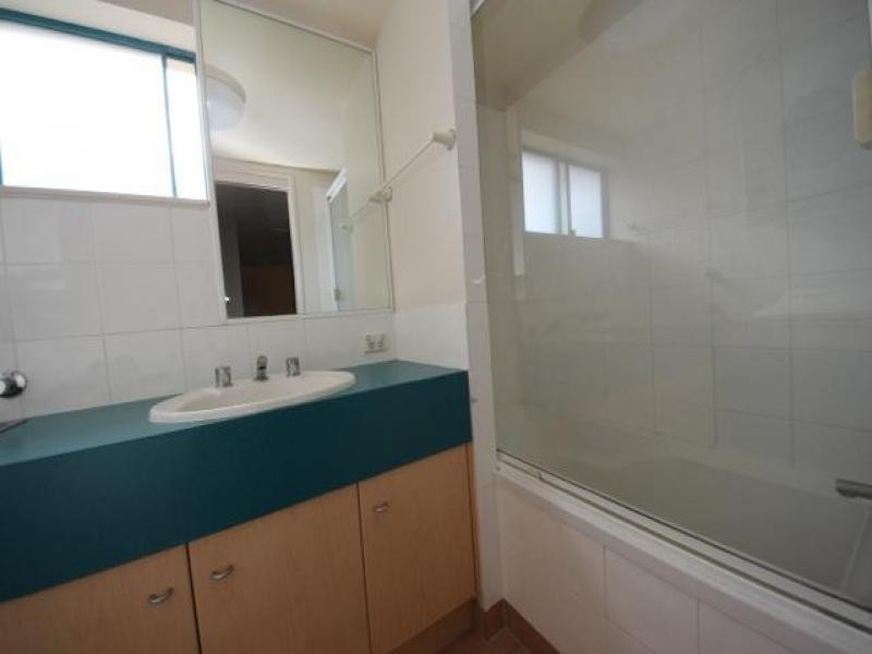 44/112 Surf Parade, Broadbeach QLD 4218