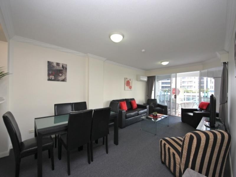 1406/90 Surf Parade, Broadbeach QLD 4218