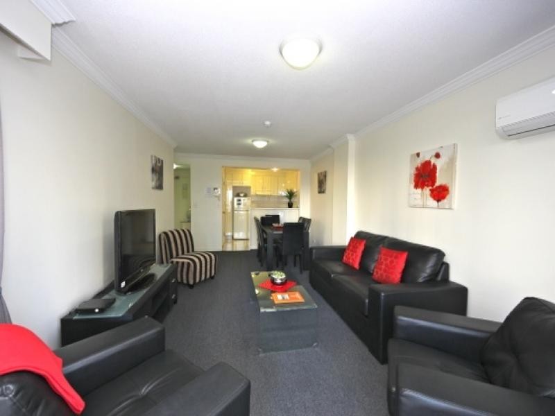1406/90 Surf Parade, Broadbeach QLD 4218