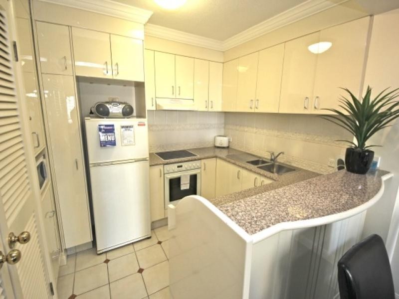 1406/90 Surf Parade, Broadbeach QLD 4218