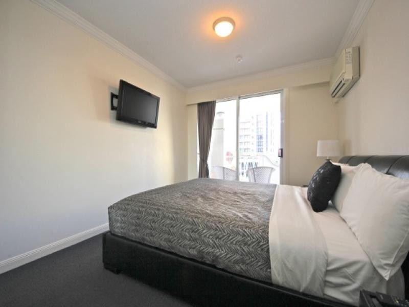 1406/90 Surf Parade, Broadbeach QLD 4218