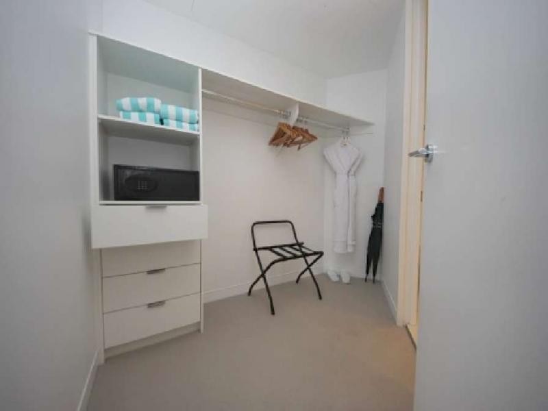 2601/4 Charles Avenue, Broadbeach QLD 4218