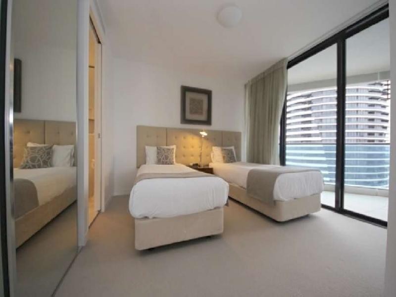 2601/4 Charles Avenue, Broadbeach QLD 4218