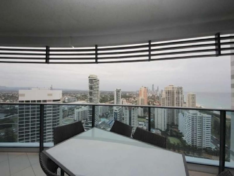 2601/4 Charles Avenue, Broadbeach QLD 4218