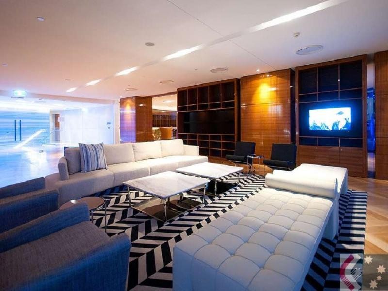 2601/4 Charles Avenue, Broadbeach QLD 4218