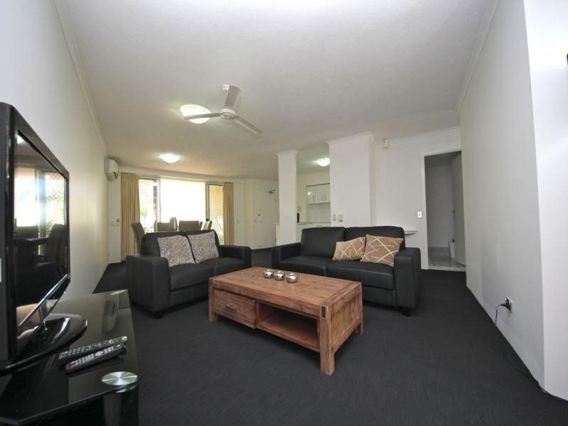 114/10-16 alexandra Avenue, Broadbeach QLD 4218