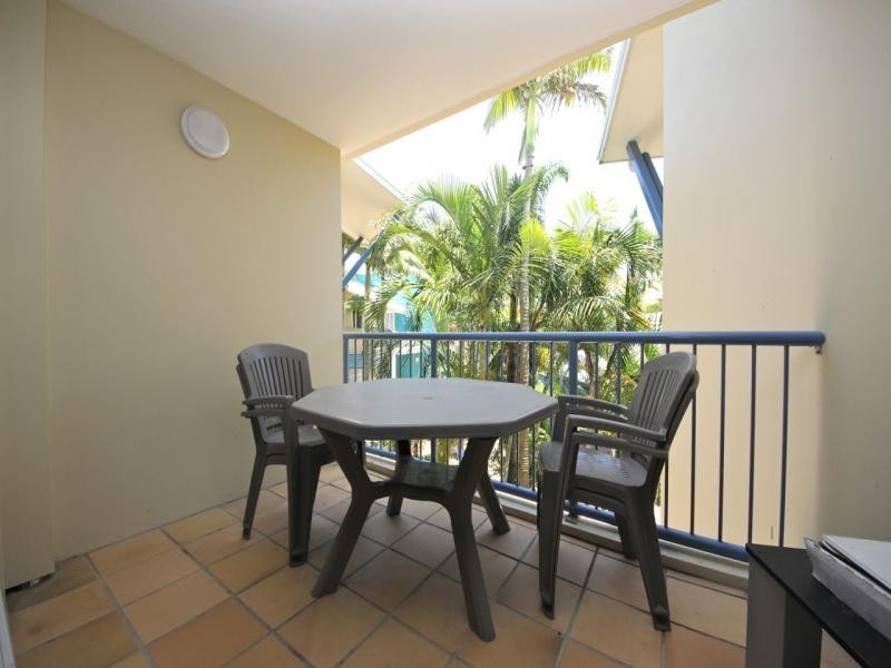 114/10-16 alexandra Avenue, Broadbeach QLD 4218