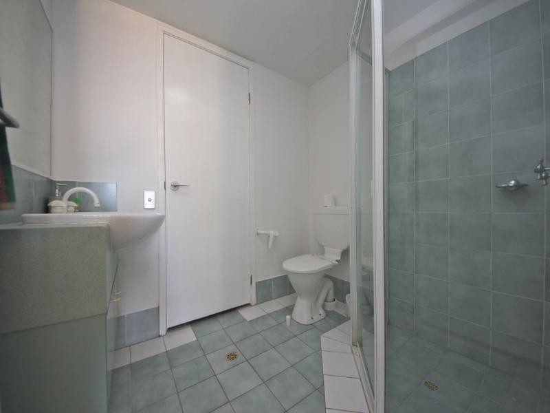 114/10-16 alexandra Avenue, Broadbeach QLD 4218