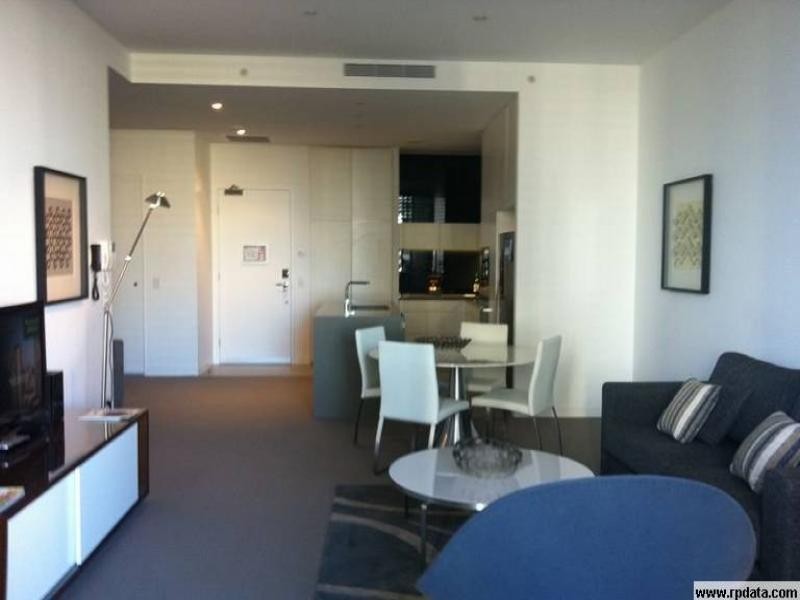 20401/4 Charles ave, Broadbeach QLD 4218