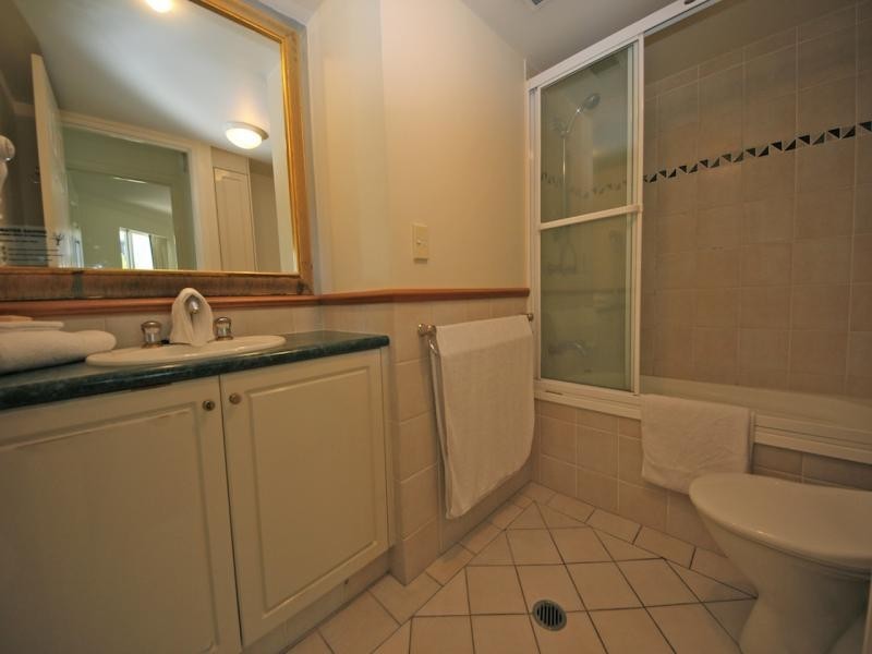 1204/90 Surf Parade, Broadbeach QLD 4218