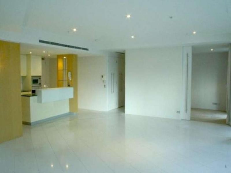 203/19 Albert Avenue, Broadbeach QLD 4218