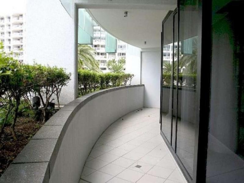 203/19 Albert Avenue, Broadbeach QLD 4218