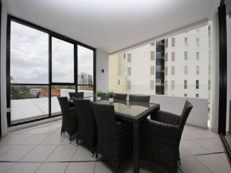 501/19 Aria, Albert Avenue, Broadbeach QLD 4218