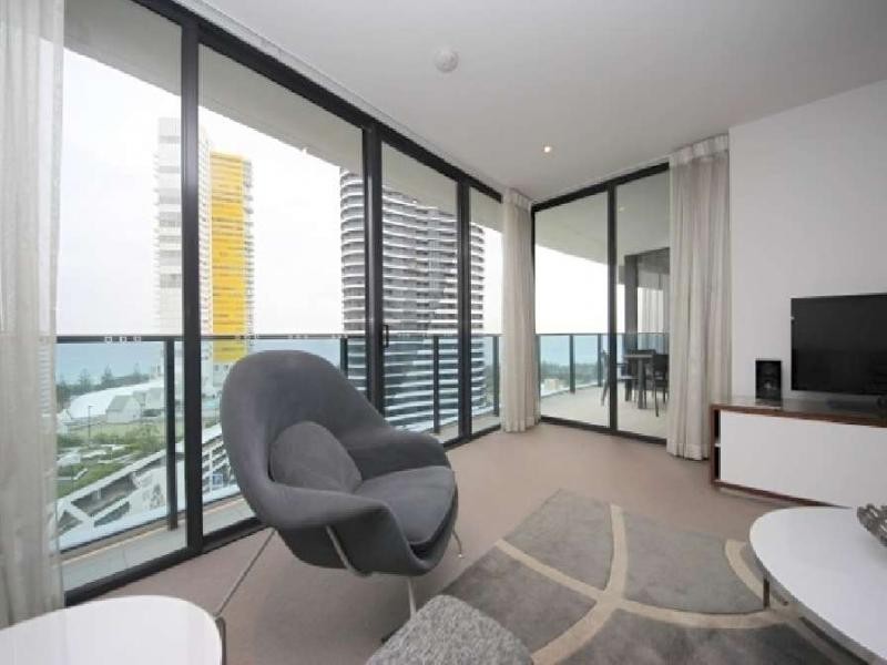 1305/2 Oracle Tower 2, Charles Ave, Broadbeach QLD 4218