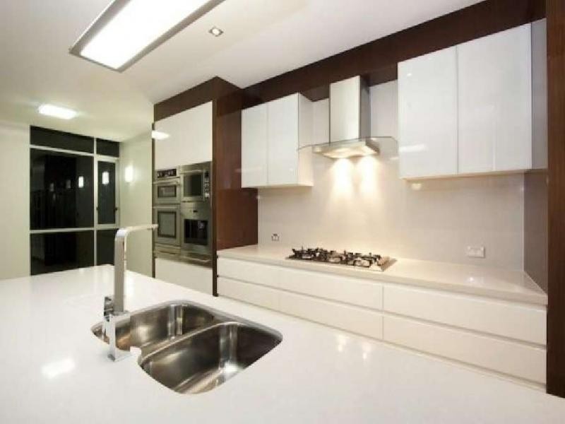 42 Darrambul Street, Chevron Island QLD 4217