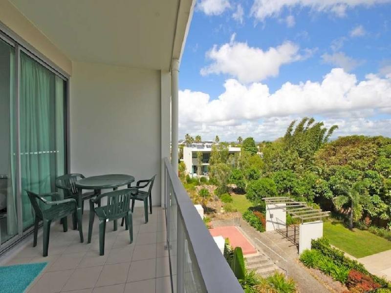 58 Gaven Crescent, Mermaid Waters QLD 4218