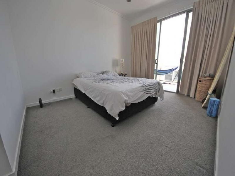 58 Gaven Crescent, Mermaid Waters QLD 4218