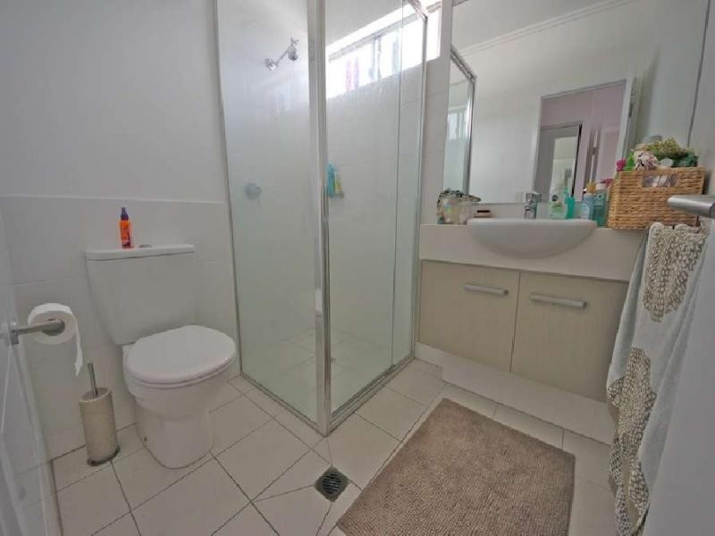 58 Gaven Crescent, Mermaid Waters QLD 4218