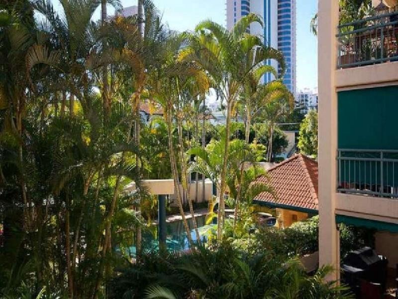 12 Monte Carlo Avenue, Broadbeach QLD 4218