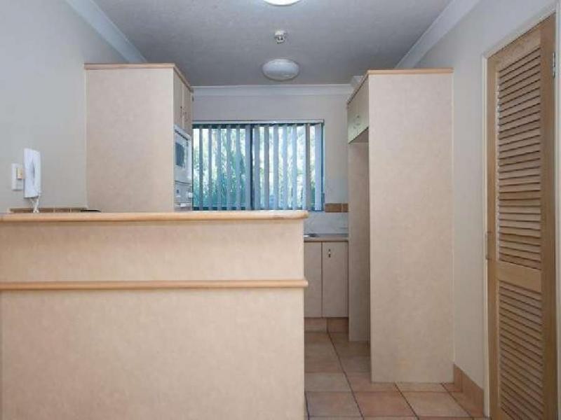 12 Monte Carlo Avenue, Broadbeach QLD 4218