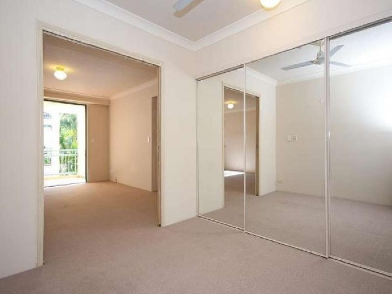 12 Monte Carlo Avenue, Broadbeach QLD 4218