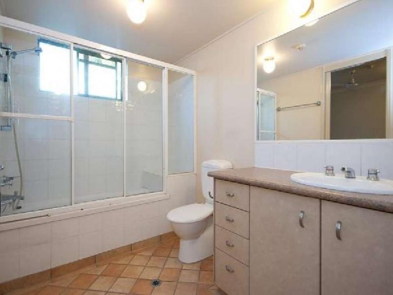 12 Monte Carlo Avenue, Broadbeach QLD 4218
