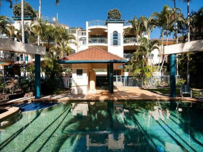 12 Monte Carlo Avenue, Broadbeach QLD 4218