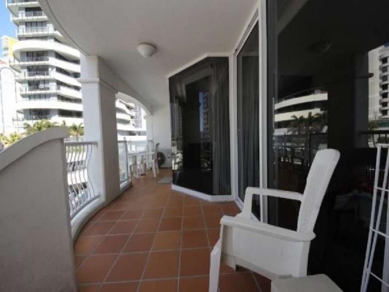 1307/24 QUEENSLAND AVENUE, Broadbeach QLD 4218