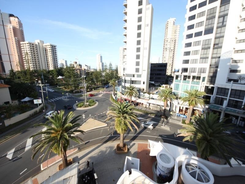 2508/24 QUEENSLAND AVENUE, Broadbeach QLD 4218