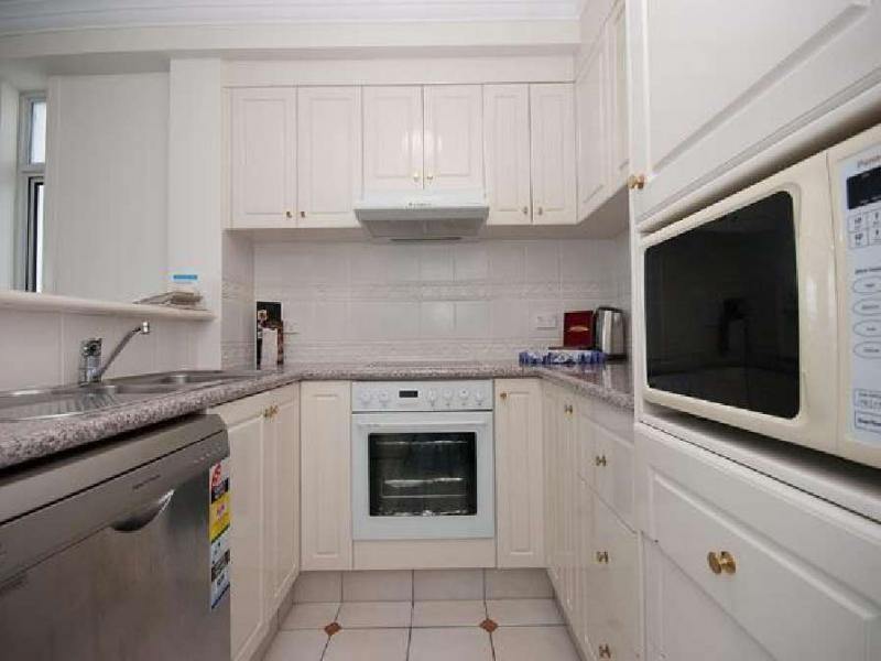 2616/24 QUEENSLAND AVENUE, Broadbeach QLD 4218