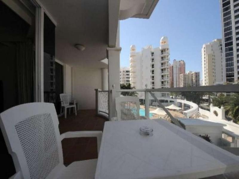 24 QUEENSLAND AVENUE, Broadbeach QLD 4218