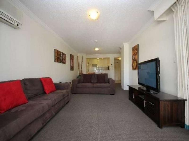24 QUEENSLAND AVENUE, Broadbeach QLD 4218