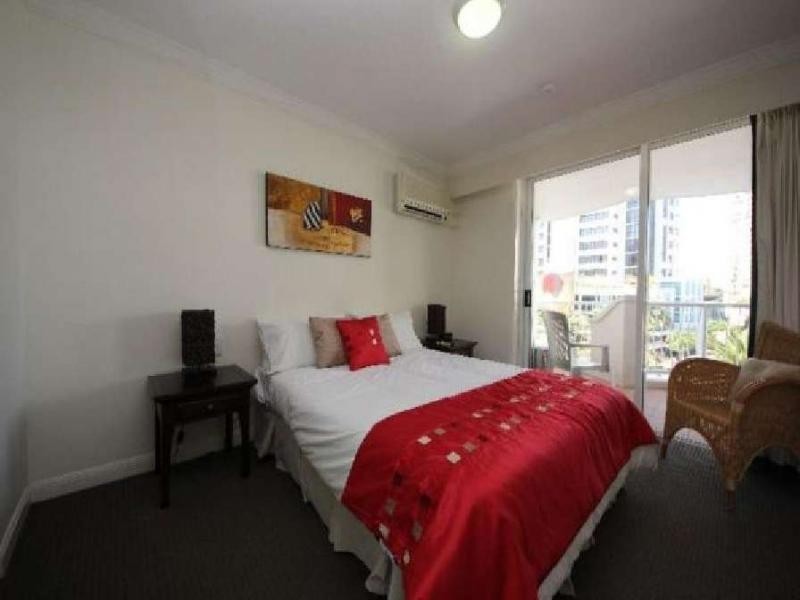 24 QUEENSLAND AVENUE, Broadbeach QLD 4218