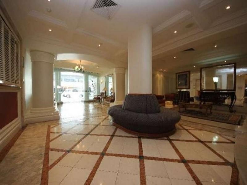 24 QUEENSLAND AVENUE, Broadbeach QLD 4218