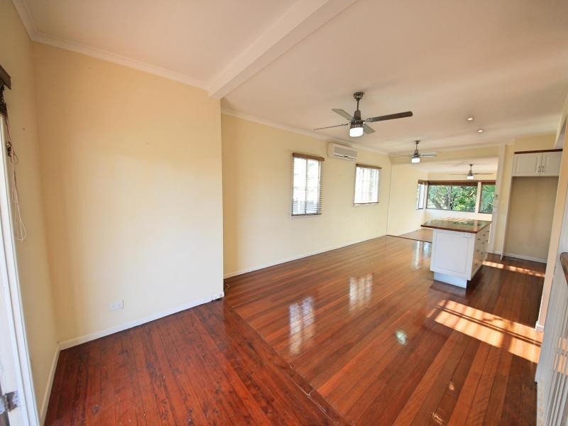 31 Francis Street, Mermaid Beach QLD 4218