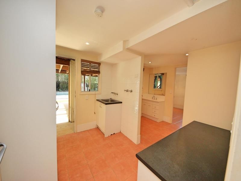 31 Francis Street, Mermaid Beach QLD 4218