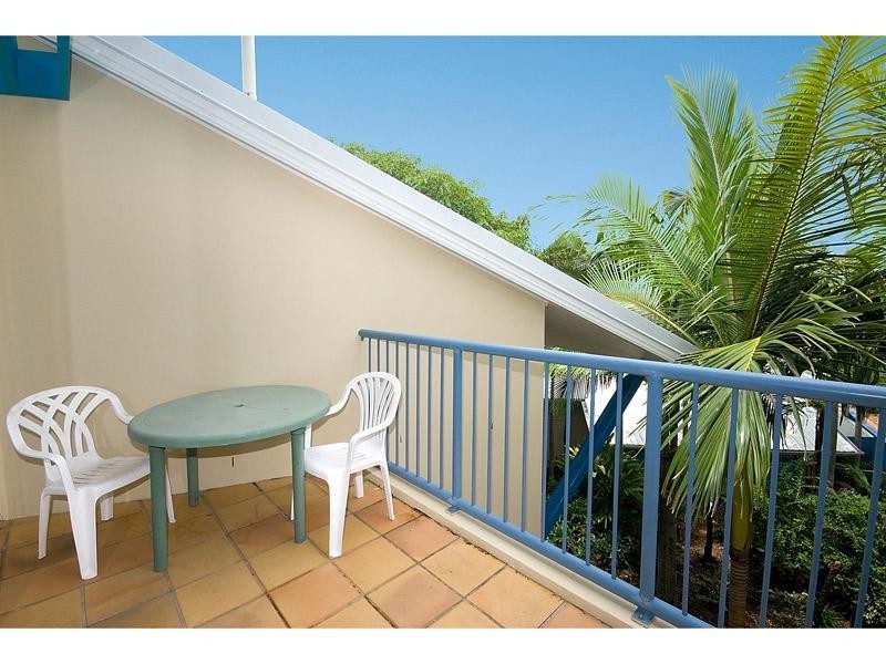 10 Alexandra Avenue, Broadbeach QLD 4218