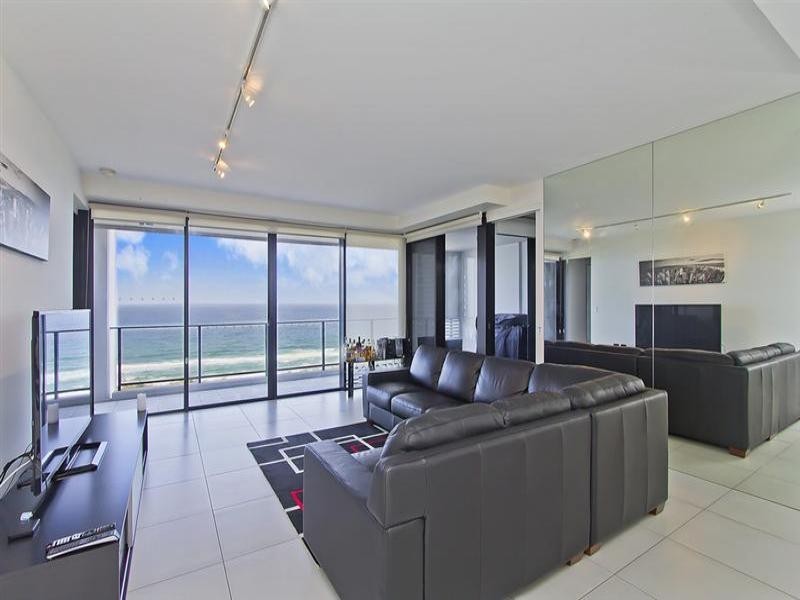 14 George ave, Broadbeach QLD 4218