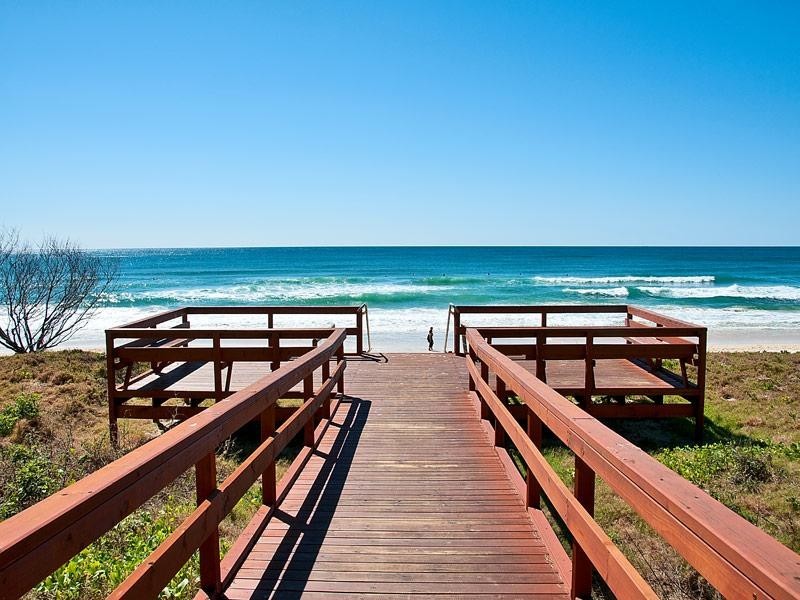 21/7 Britannia Avenue, Broadbeach QLD 4218