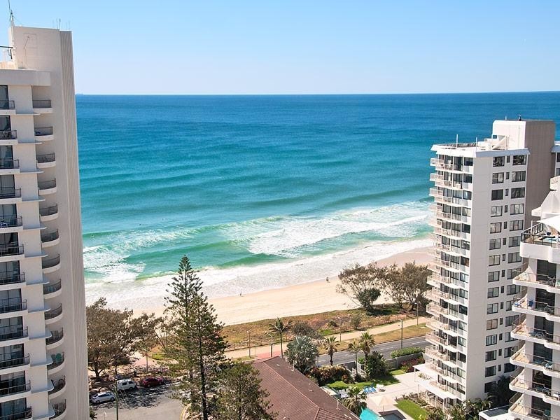 21/7 Britannia Avenue, Broadbeach QLD 4218