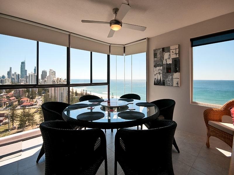 21/7 Britannia Avenue, Broadbeach QLD 4218